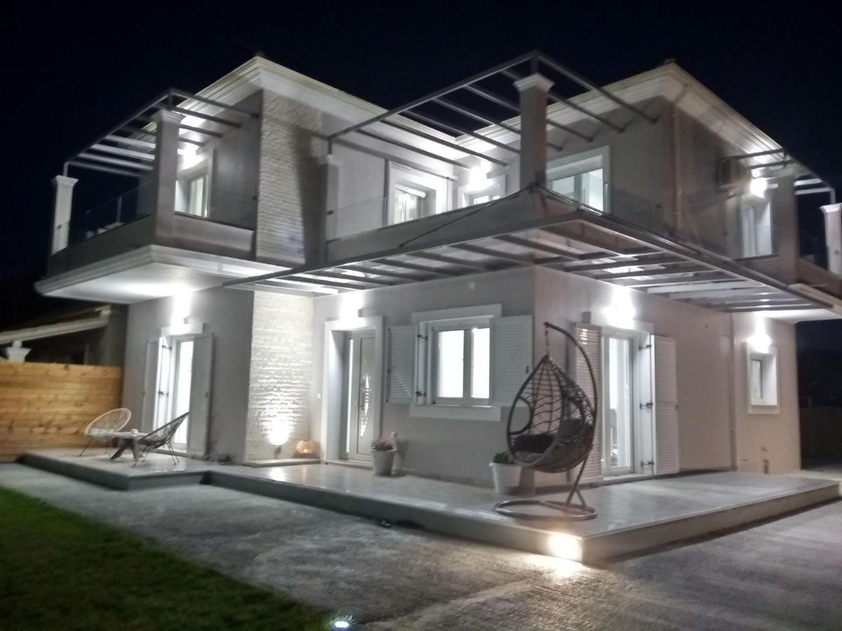 Spiridoula Luxury Villa Roda  Buitenkant foto