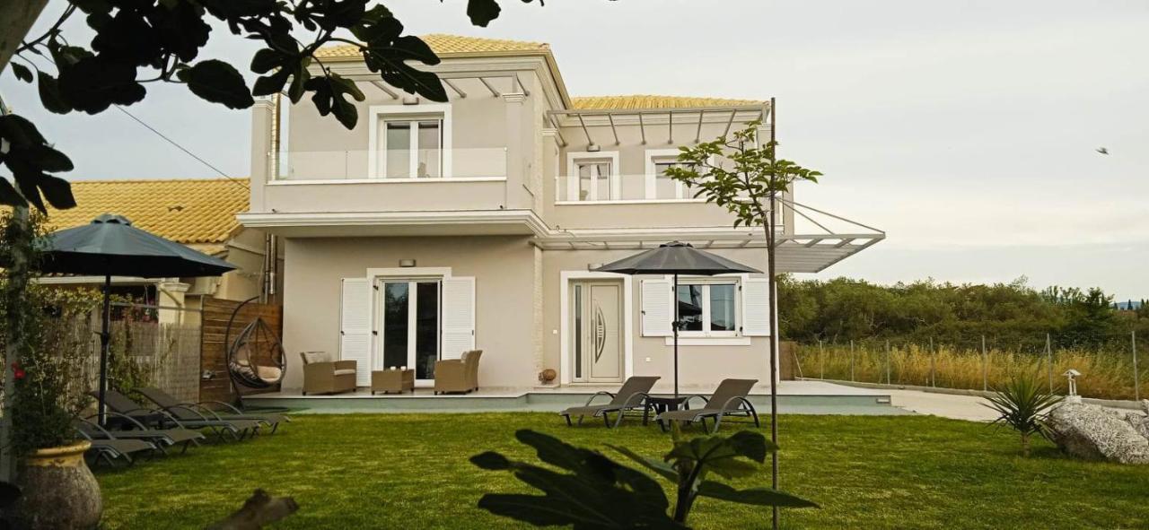 Spiridoula Luxury Villa Roda  Buitenkant foto